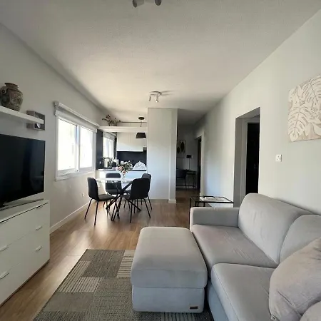 Appartement Cozy In *
