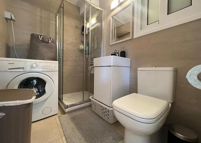 Cozy Nest, Heart Of Apartamento Limassol